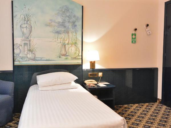 iH Hotels Milano Ambasciatori : photo 3 de la chambre chambre simple