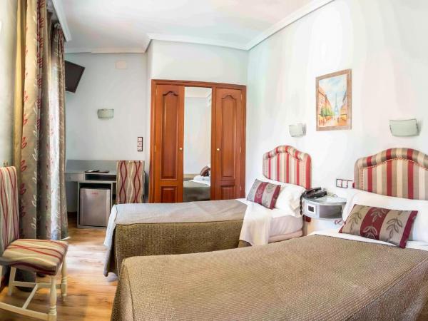 Hotel Tibur : photo 5 de la chambre chambre double ou lits jumeaux