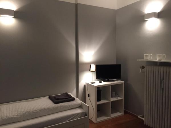 Nice n´Nordic 2 : photo 5 de la chambre petite chambre double avec salle de bains commune