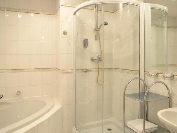 Hotel Embassy : photo 5 de la chambre suite