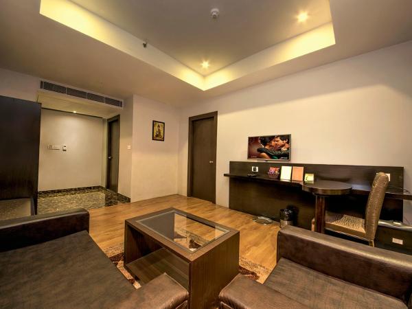 The Fern Residency Kolkata : photo 8 de la chambre suite