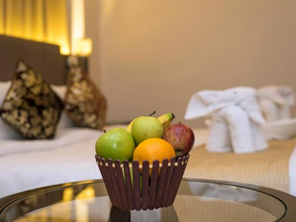 The Fern Residency Kolkata : photo 7 de la chambre suite