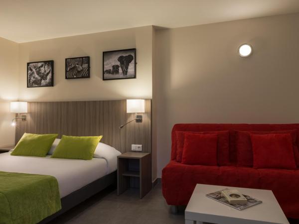 Reims Hotel : photo 3 de la chambre chambre quadruple