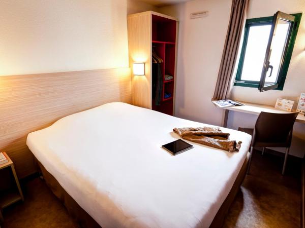 Première Classe Chalon Sur Saône : photo 4 de la chambre chambre double