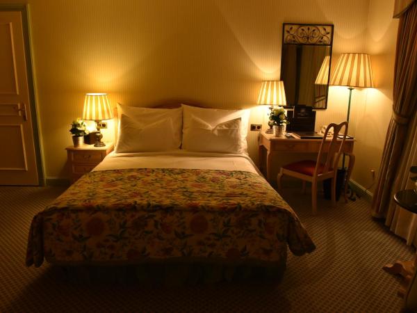 Grand Hôtel du Golf & Palace : photo 3 de la chambre chambre double de luxe - vue sur golf