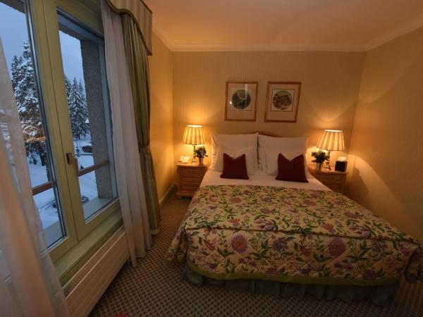 Grand Hôtel du Golf & Palace : photo 4 de la chambre chambre double deluxe - vue sur montagne
