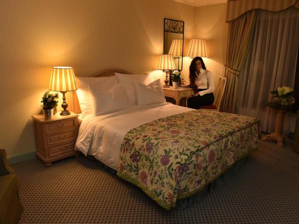 Grand Hôtel du Golf & Palace : photo 6 de la chambre chambre double de luxe - vue sur golf