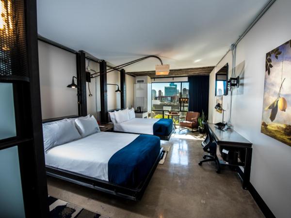Found Re Phoenix : photo 3 de la chambre chambre double standard