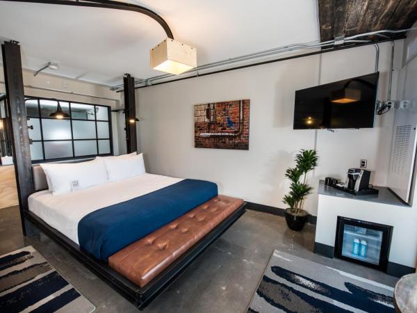 Found Re Phoenix : photo 1 de la chambre chambre lit king-size standard
