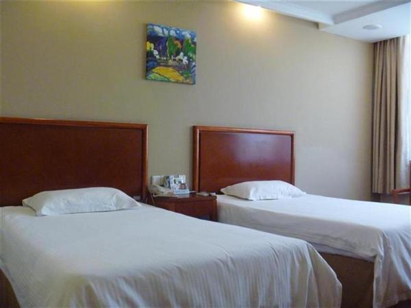 GreenTree Inn Dongguan Houjie Business Hotel : photo 2 de la chambre chambre affaires lits jumeaux