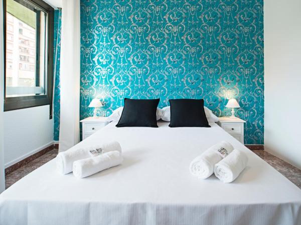 Fira Guest House : photo 2 de la chambre chambre double deluxe