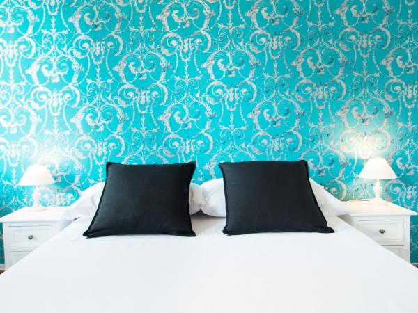 Fira Guest House : photo 3 de la chambre chambre double deluxe