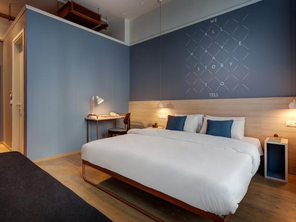 Colors Urban Hotel Thessaloniki : photo 4 de la chambre grande chambre - vue sur ville