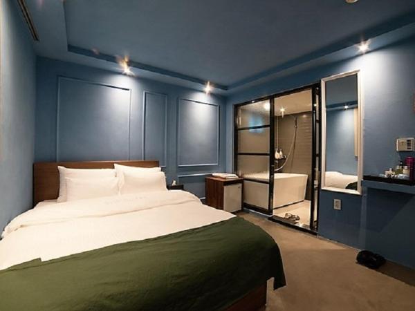 MW Hotel : photo 2 de la chambre premier double room no parking