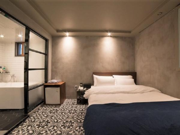 MW Hotel : photo 4 de la chambre premier double room no parking