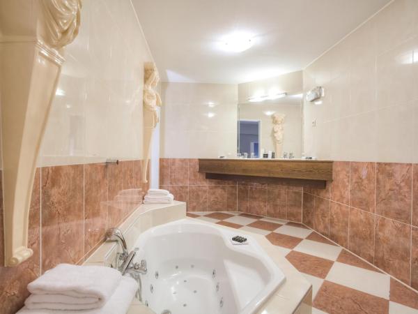 Crown Hotel Eindhoven Centre : photo 5 de la chambre suite