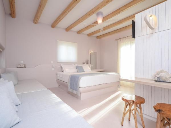 Antony Suites (Adults Only) : photo 2 de la chambre suite junior - vue latérale sur mer