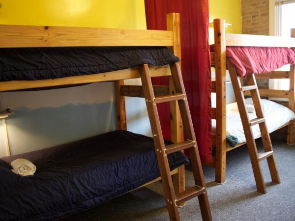 Venice Beach Hostel : photo 1 de la chambre chambre privée 4 lits deluxe avec salle de bains privative