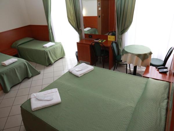 Hotel Dorè : photo 1 de la chambre chambre quadruple