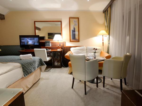 Hotel Grand : photo 7 de la chambre chambre double deluxe