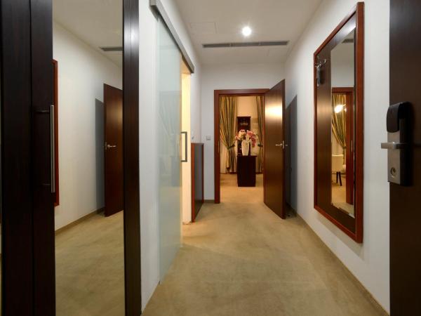 Hotel Grand : photo 6 de la chambre suite junior