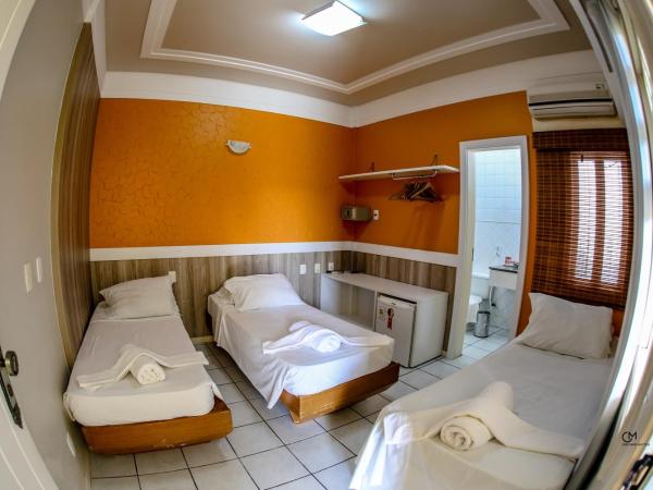 Hotel Pousada da Mangueira : photo 8 de la chambre chambre triple