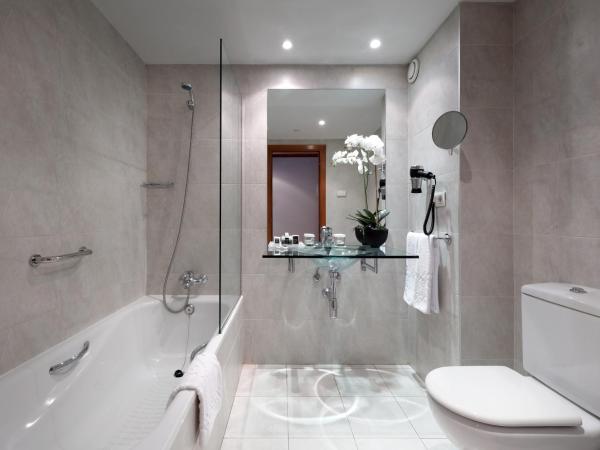 Exe Zaragoza WTC : photo 4 de la chambre chambre double ou lits jumeaux