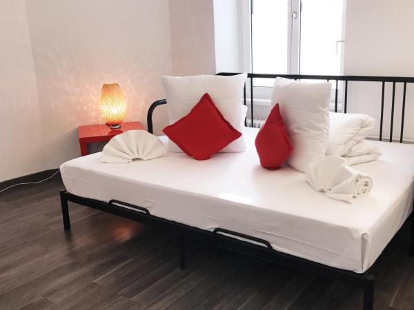 INSIDE Five : photo 3 de la chambre studio triple - vue sur jardin