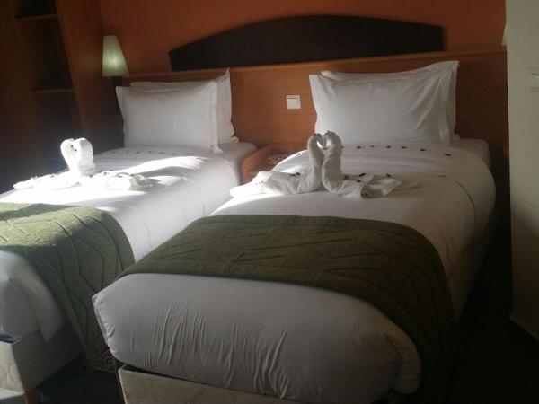 Hotel Arena Fes : photo 6 de la chambre chambre lits jumeaux avec balcon
