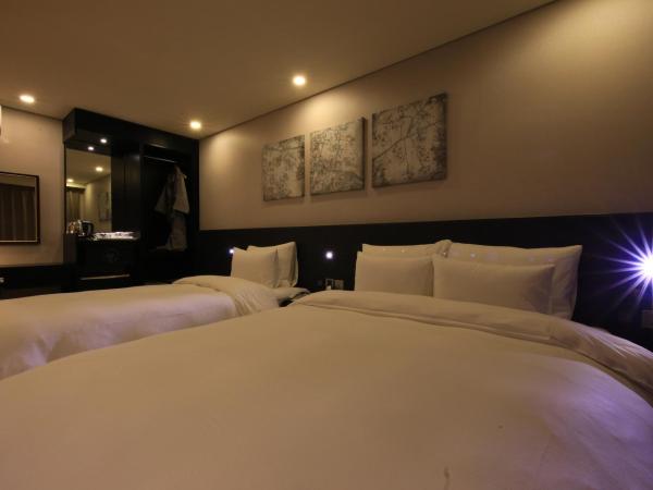 Kobos Hotel : photo 4 de la chambre chambre lits jumeaux deluxe