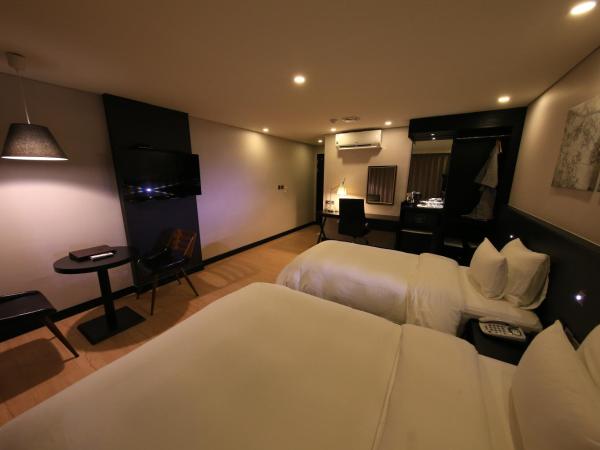 Kobos Hotel : photo 5 de la chambre chambre lits jumeaux deluxe