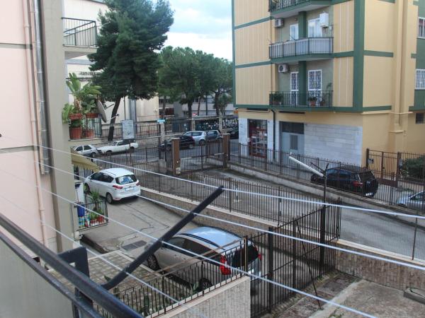 I due Baroni - fronte Campus : photo 5 de la chambre chambre avec balcon (5 adultes)