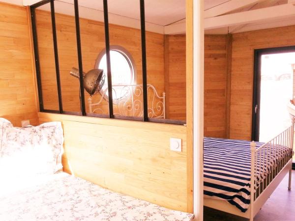 Different Holidays : photo 5 de la chambre cabine de bateau supérieure