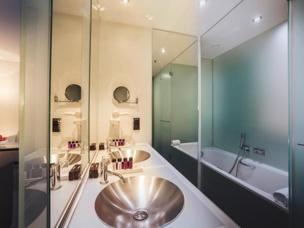 INNSiDE by Meliá Düsseldorf Derendorf : photo 4 de la chambre chambre premium the innside - espace supplémentaire