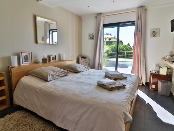 Villa Louancelie B&B : photo 3 de la chambre suite familiale