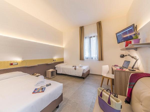 Camplus Guest Palermo : photo 7 de la chambre chambre double ou lits jumeaux