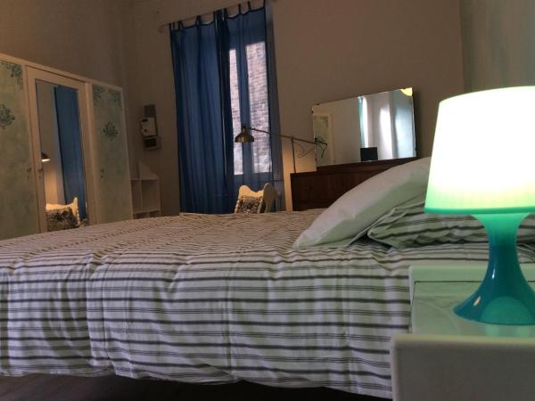 Le Camere di Casa Cassandra : photo 8 de la chambre chambre triple avec salle de bains privative séparée