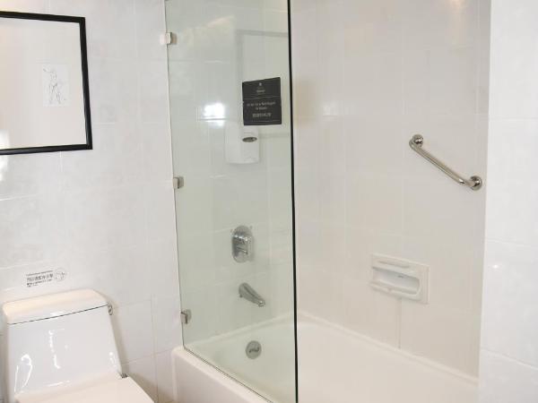 Regal Airport Hotel : photo 3 de la chambre chambre queen ou lits jumeaux supérieure