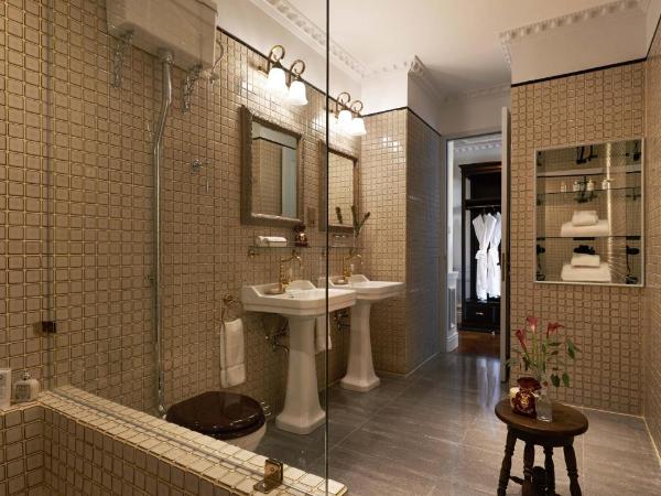 The Gunawarman : photo 3 de la chambre the sofia suite