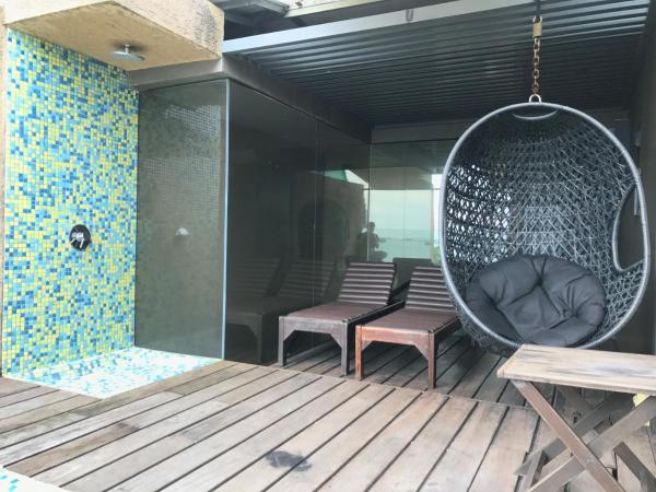 Siloso Beach Resort - Sentosa : photo 8 de la chambre suite lit queen-size avec jardin de toit