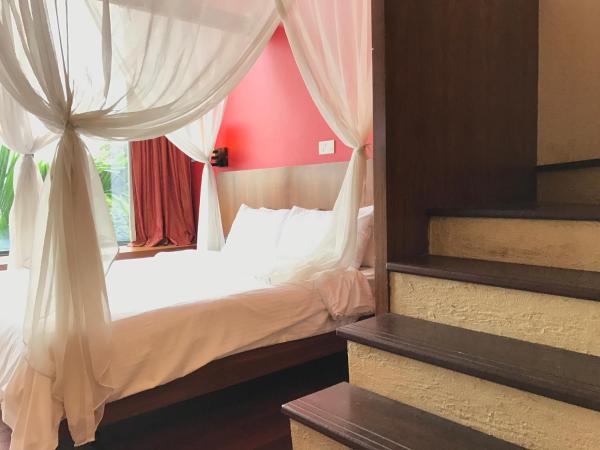 Siloso Beach Resort - Sentosa : photo 6 de la chambre suite lit queen-size avec jardin de toit