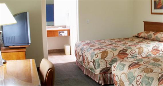 Premier Inns Tolleson : photo 4 de la chambre chambre avec 2 grands lits queen-size 