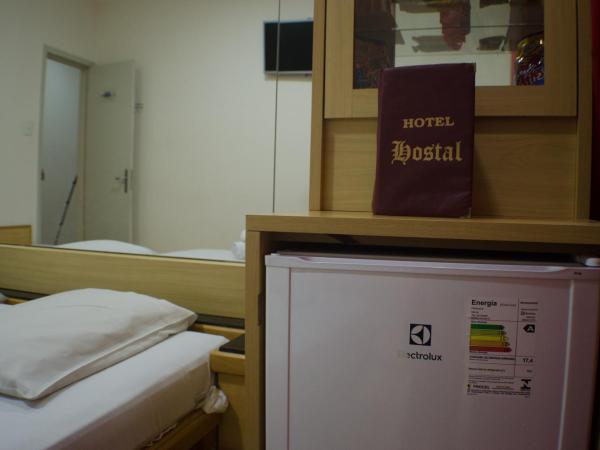 Hotel Hostal (Adults Only) : photo 9 de la chambre chambre triple standard