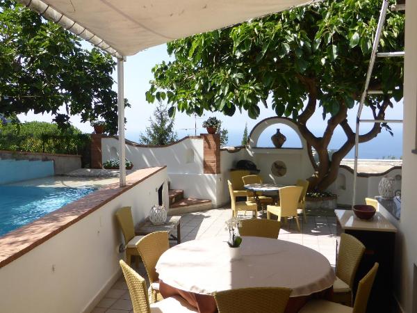 Residenza L'Isola Capri : photo 2 de la chambre chambre double avec salle de bains privative extérieure