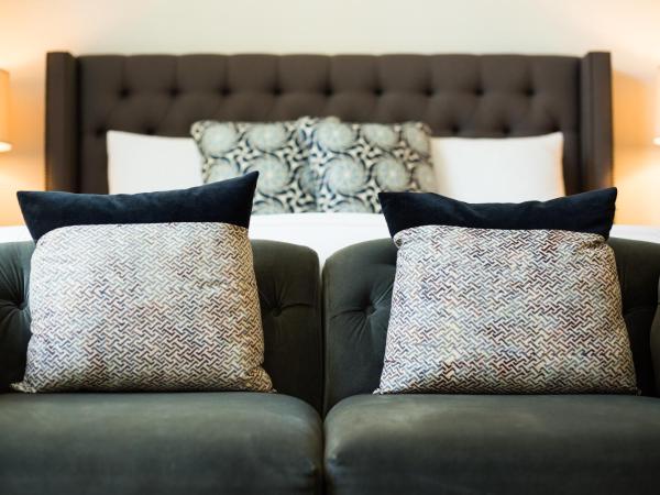 Hotel Ella : photo 1 de la chambre hébergement de luxe - bord de piscine