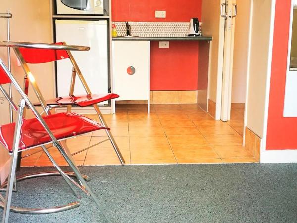Astray Motel : photo 10 de la chambre studio double pour personnes à mobilité réduite