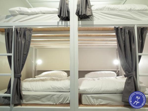 Hub of Joys Hostel : photo 3 de la chambre lit superposé dans dortoir mixte