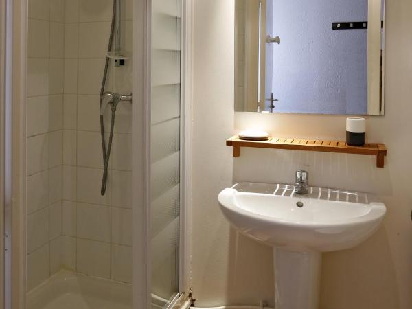 Hôtel Alizé : photo 5 de la chambre chambre simple