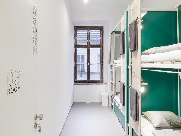 Flow Spaces : photo 1 de la chambre lit dans dortoir mixte de 8 lits