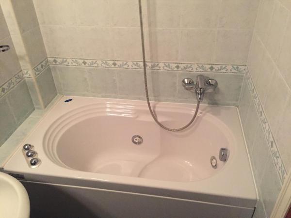 Hotel Apollo : photo 3 de la chambre suite junior